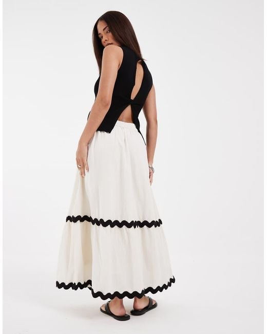 Vero Moda White Full Tiered Maxi Skirt With Contrast Scallop Trim