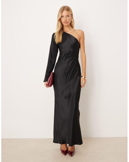 Vestido Largo Asimétrico Con Lazada En La Espalda De Satén De ASOS de color Black