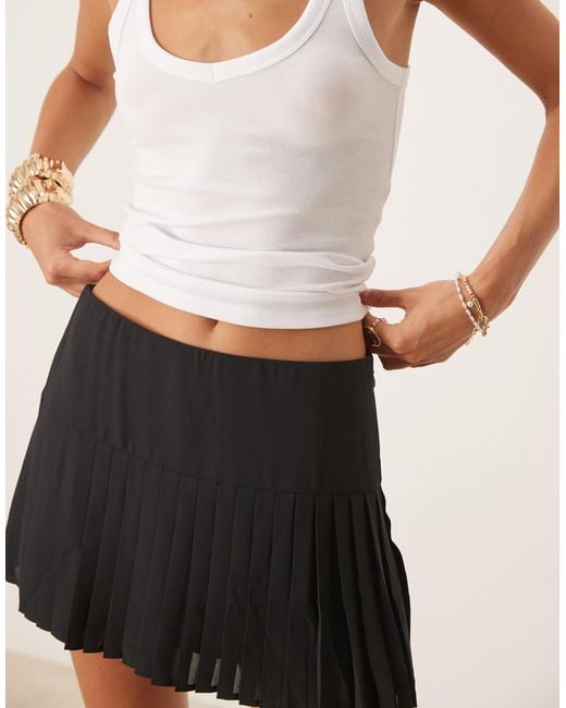 Abercrombie & Fitch Natural High Rise Dropped Waist Pleated Mini Skirt