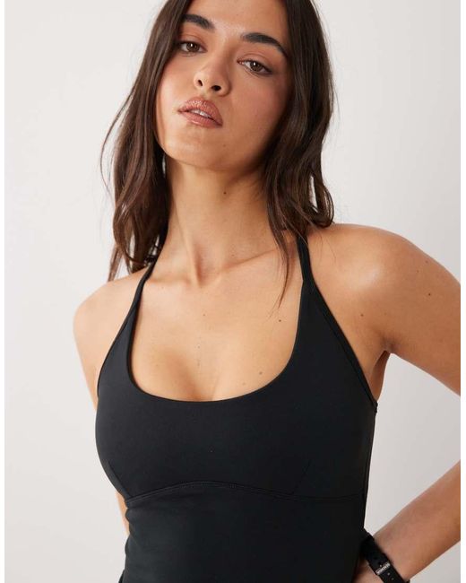 4505 Black Scoop Neck Tank Top With Inner Bra And Adjustable Straps