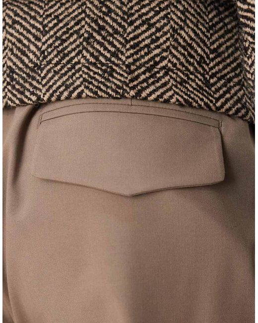 ASOS Nette Oversized Toelopende Broek Met Diepe Plooien in het Natural voor heren
