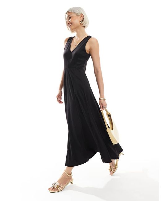 ASOS Mouwloze Ponté Midi-Jurk Met V-Hals in het Black