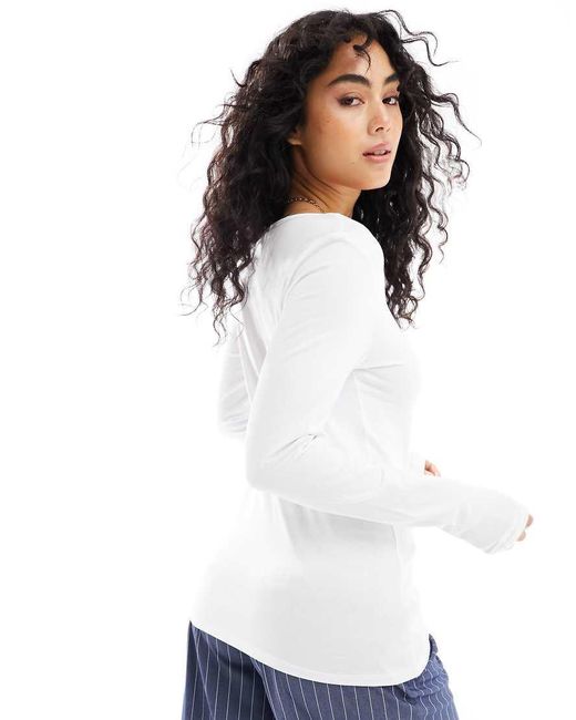 Top Blanco De Manga Larga Con Cuello Ancho Redondeado De Vero Moda de color White