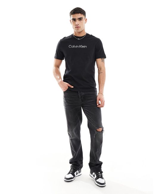 Camiseta negra con logo degradado Calvin Klein de hombre de color Black