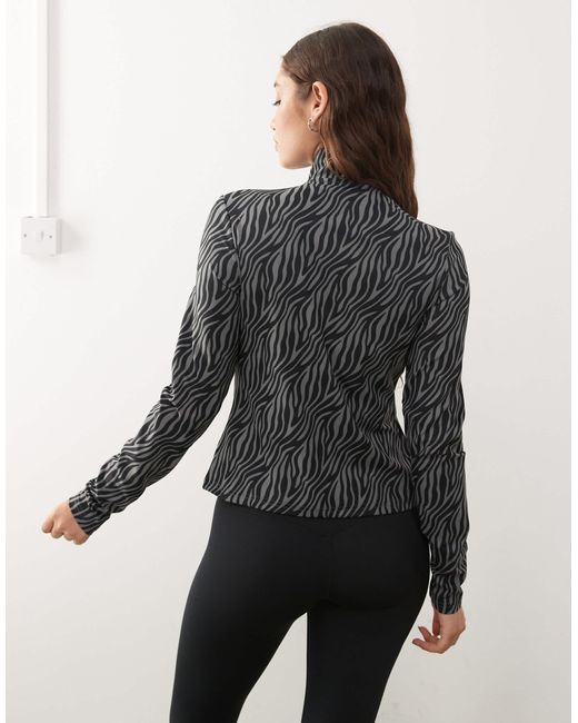OOSC Black – infinite – cropped jacke