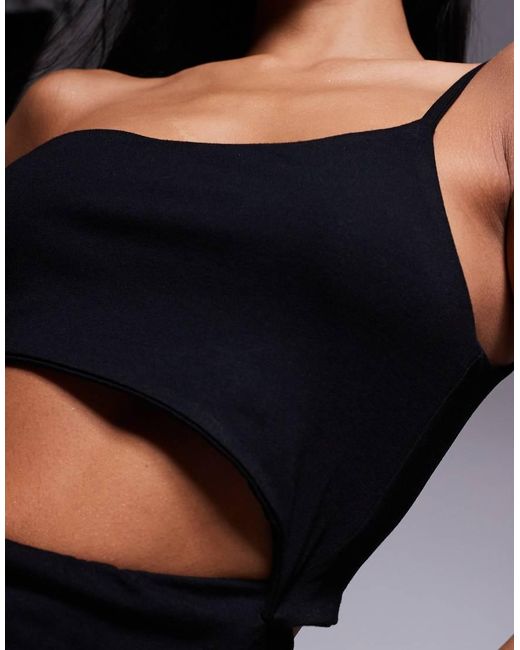 Vestido Midi Asimétrico Con Escote Y Abertura Curvados De Asos Design Petite ASOS de color Black