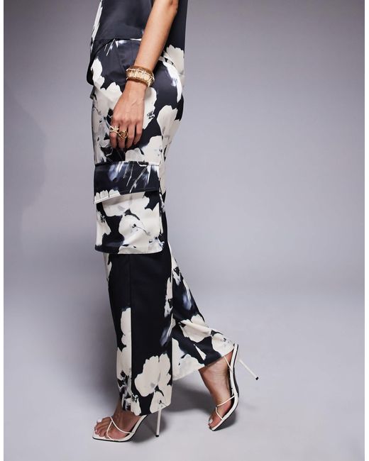 ASOS Blue – elegante cargohose mit geradem bein und blumenmuster, kombiteil