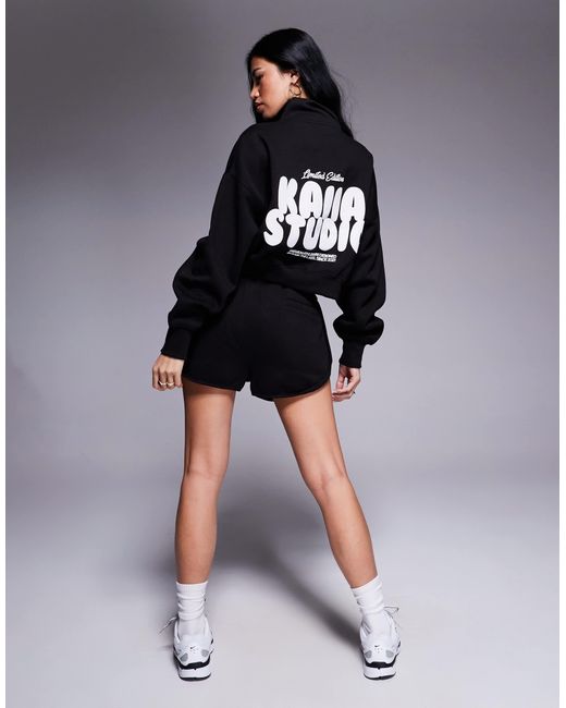 Kaiia Blue – cropped-kapuzenpullover