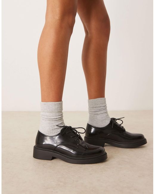 Glamorous Natural Derby Lace-Up Shoes