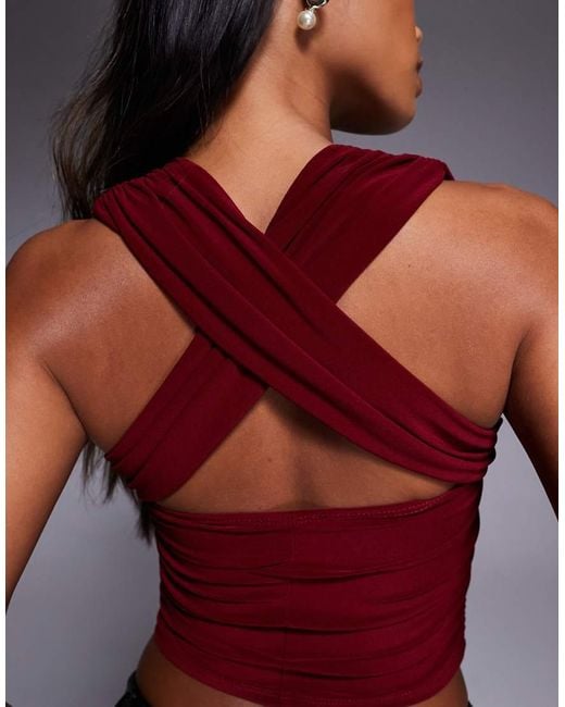 Top Ceñido Con Cuello Halter Y Pecho Fruncido De -Rojo ASOS de color Red