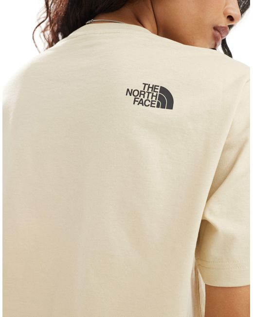 Camiseta con logo simple dome The North Face de color Natural