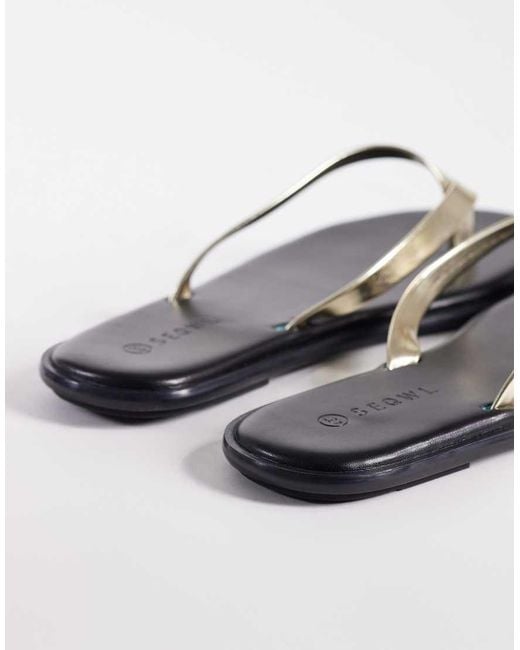 SEQWL Blue Jelly Flip Flops