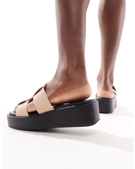 Sandalias con plataforma gruesa y plana New Look de color Black