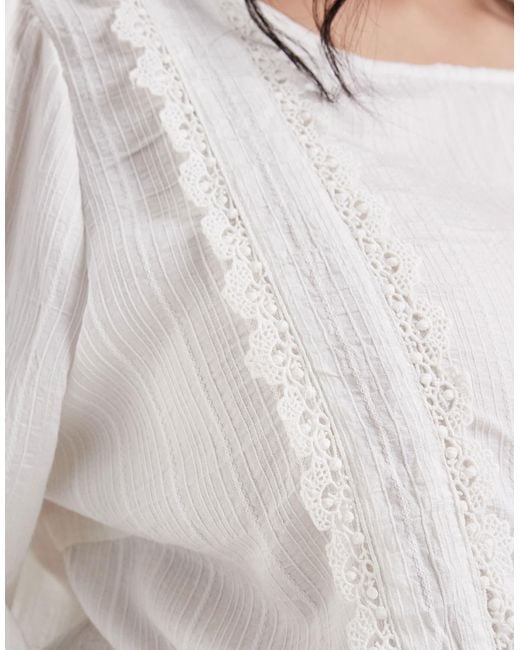 ONLY White Ruffles Details Blouse