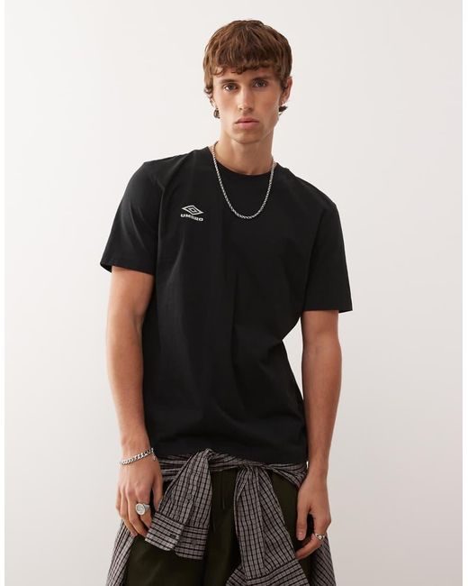 Umbro Black Industry Graphic T-Shirt for men