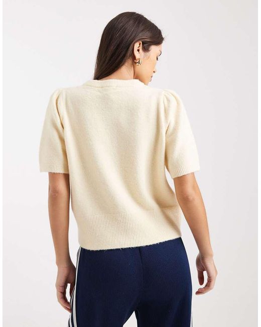 Cardigan A Maniche Corte Con Bottoni di New Look in White