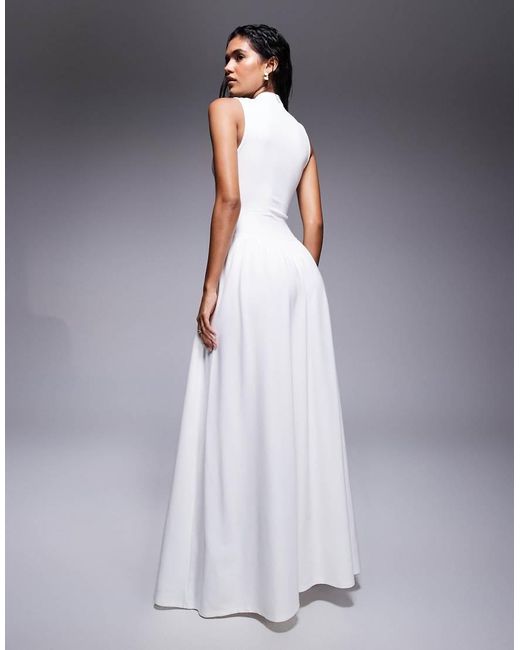 Vestido Largo Sin Mangas Con Cuello Alto Y Falda Fruncida Exclusivo De -Blanco Kaiia de color Blue