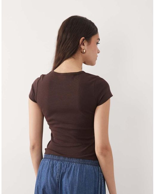 New Look Brown Baby Tee