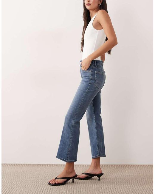 GOOD AMERICAN Blue Good Legs Cropped Mini Boot Jeans
