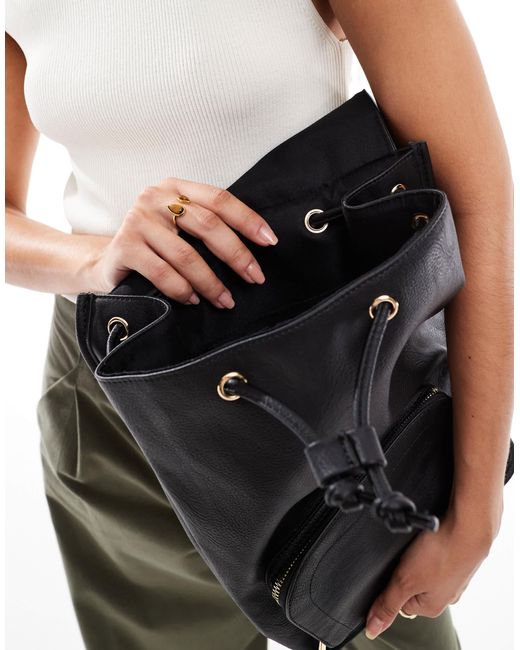 Sac à dos doux avec poche à fermeture éclair ASOS en coloris Black