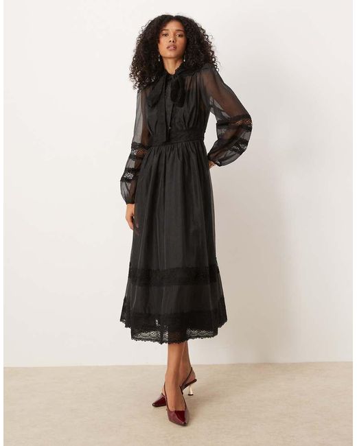Sister Jane Dream in het Black