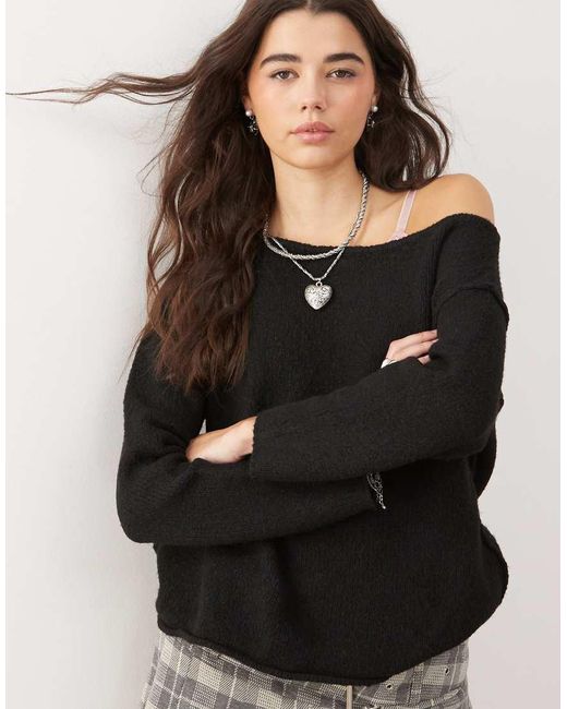 Miss Selfridge Ruimvallend Trui Met Asymmetrische Hals Met Blote Schouder in het Black