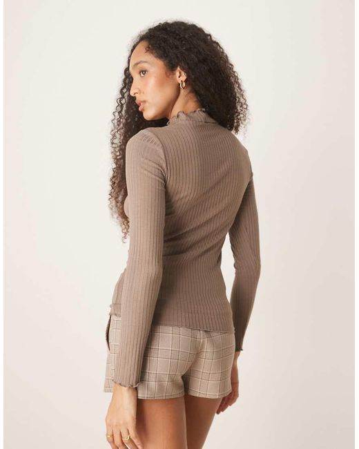 Jdy Brown High Neck Lettuce Edge Top