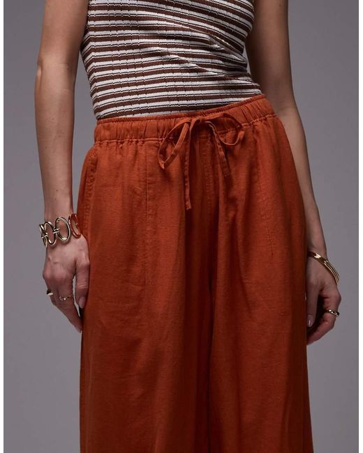 Pantaloni A Palloncino di TOPSHOP in Red
