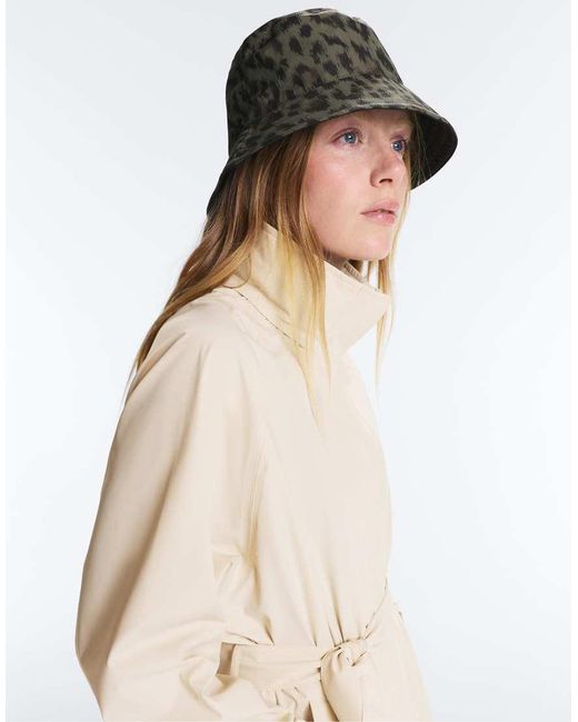Oysho White Waterproof 10K Leopard Jacquard Print Hat