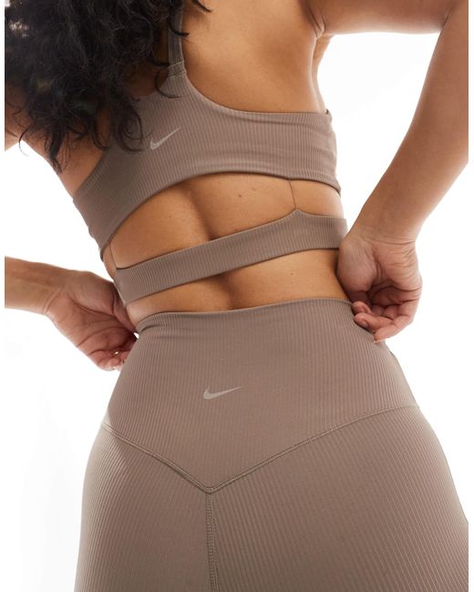 Nike White – zenvy dri-fit – gerippte schlaghose