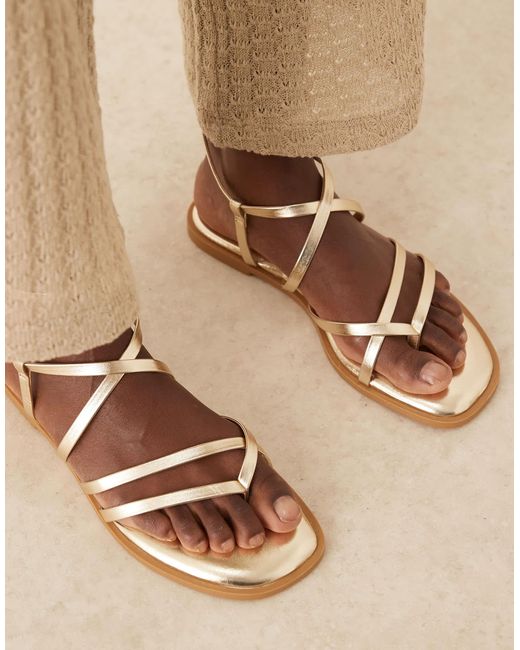 ASOS Natural – fierce – riemchen-sandalen