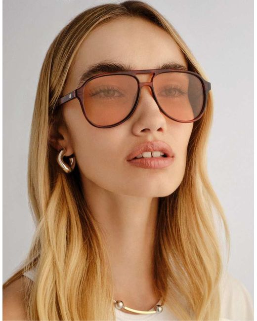 Tragic Magic Honey di Le Specs in Brown