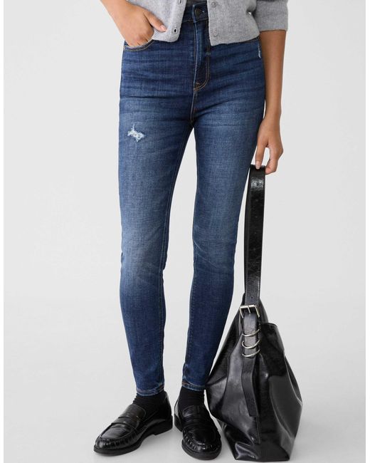 D09 - jean skinny à taille ultra haute - foncé Stradivarius en coloris Blue