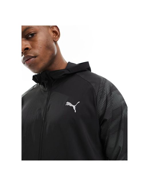 PUMA Black Running Favourite Woven Jacket for men