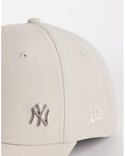 KTZ Natural Ny Yankees 9forty Flawless Cap With Metal Badge
