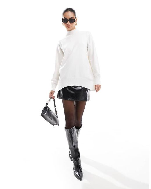 Jersey Blanco Invierno Con Cuello Alzado De Punto De French Connection de color White