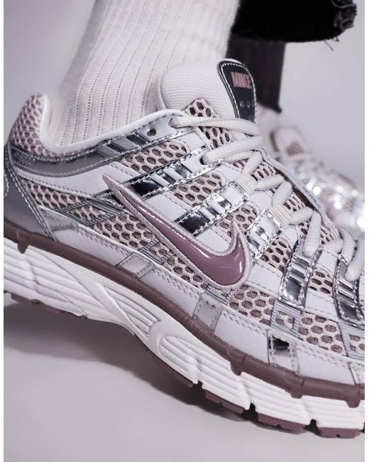 P-6000 - baskets unisexes - et violet Nike en coloris Gray