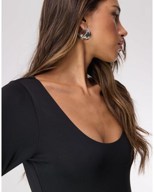 GOOD AMERICAN Blue Sculpting Scoop Neck Long Sleeve Bodysuit