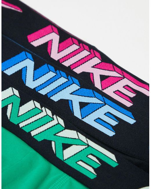 Dri-fit essential micro - confezione da 3 boxer aderenti verde, rosa e neri di Nike in White da Uomo