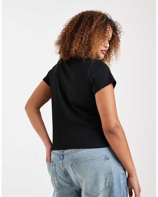 Vero Moda Black Ribbed Round Neck T-shirt