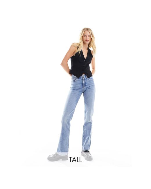 Tall - jeans dritti lavaggio medio di Stradivarius in Blue