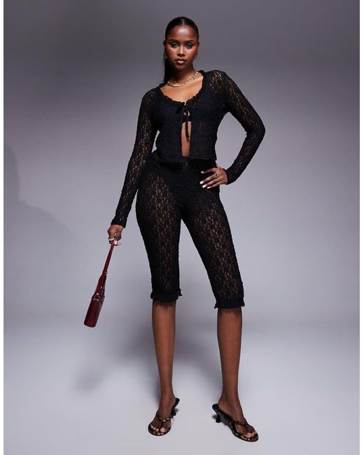 Top A Maniche Lunghe di ASOS in Black