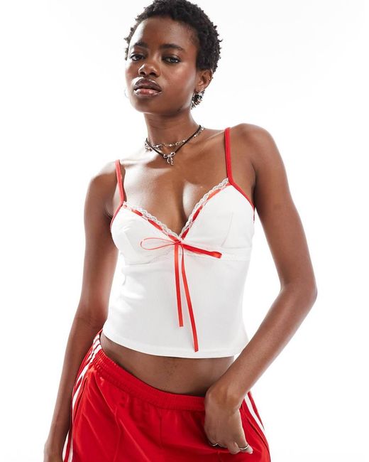 Daisy Street Rib Cami Top With Red Ribbon Detail-white