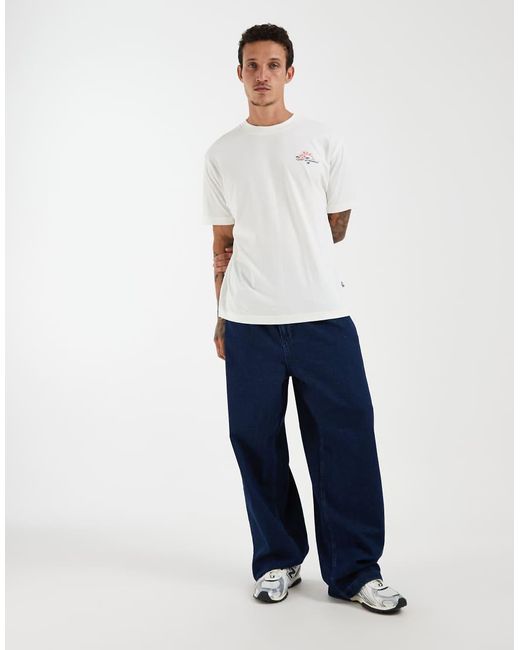 Camiseta Gráfica Blanca 'Grab A Bite Tokyo' New Balance de hombre de color Blue