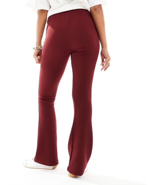 ASOS Geribbelde Flare-Broek Van Zware Stof in het Red