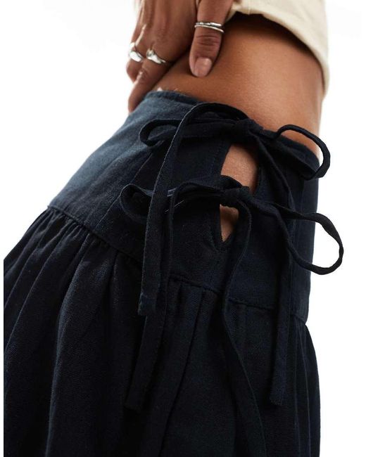 Motel Black Sasay Bow Side Midi Skirt