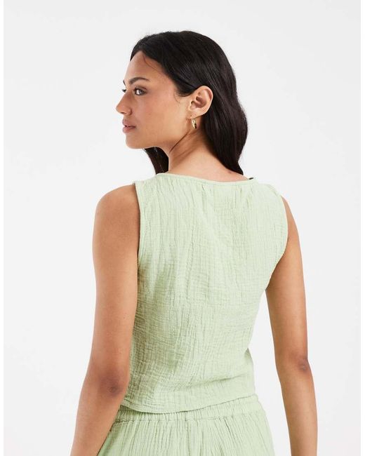 Pieces White Crinkle Cotton Sleeveless Tie Front Top