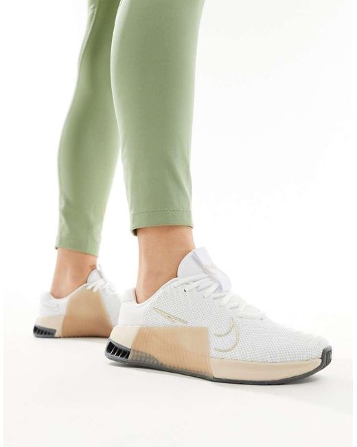 nike ashin trainers in white