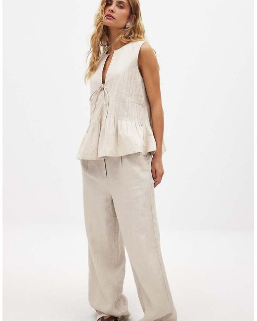 NA-KD Natural Linen Blend Pleated Boxy Top