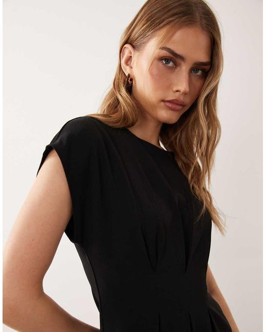 ASOS Natural Nipped